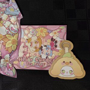 Liila's Garden Tea Party (mini) Banana Chicken (Card Confirmed)